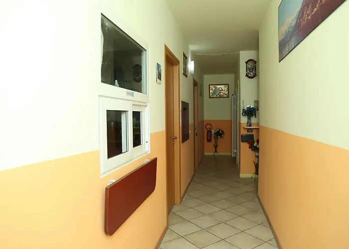 Lovely House Affittacamere *